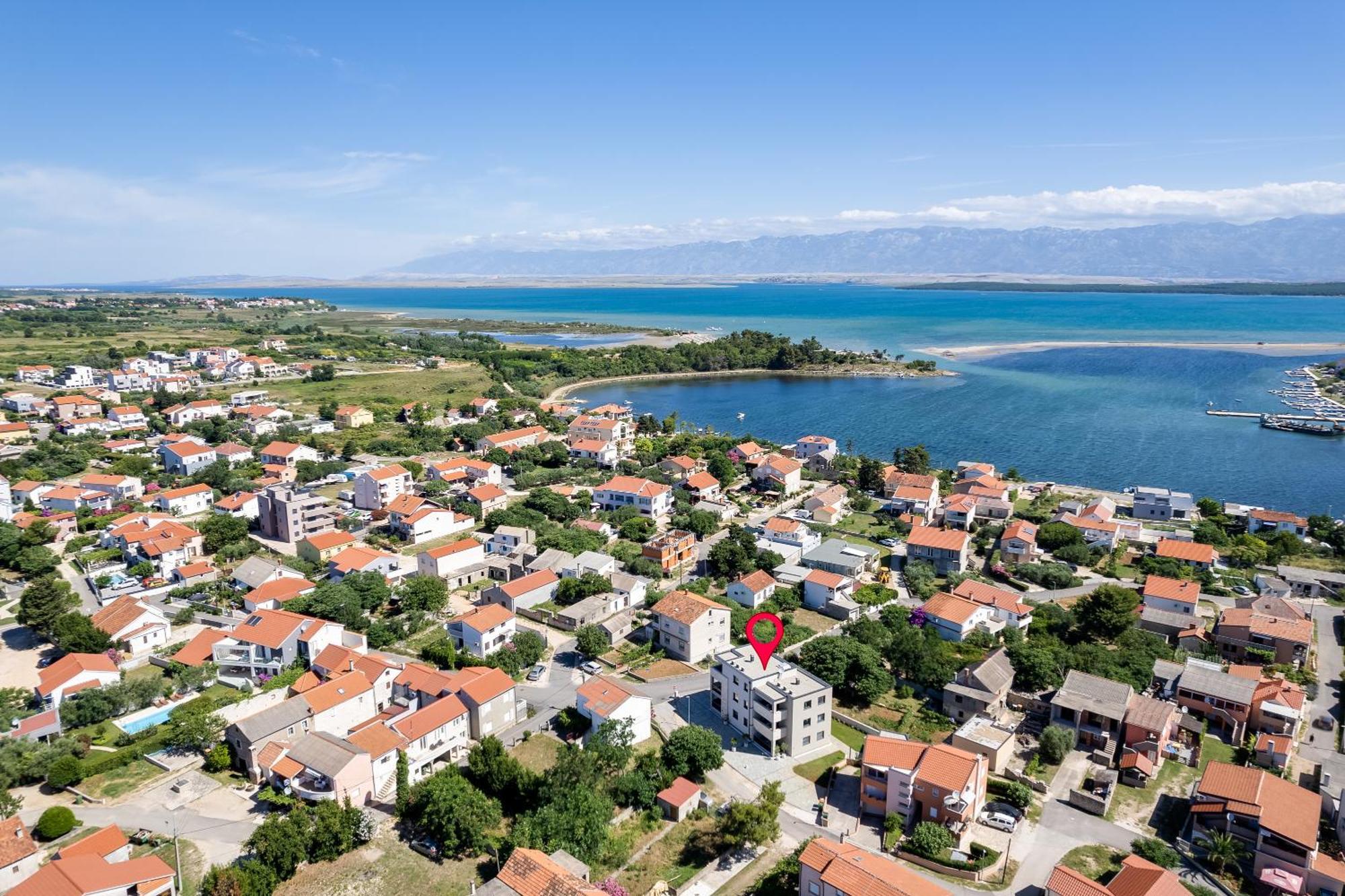 Salt Bloom Apartments Nin Bagian luar foto