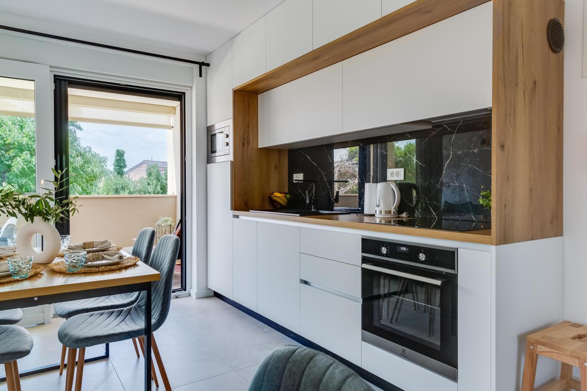 Salt Bloom Apartments Nin Bagian luar foto